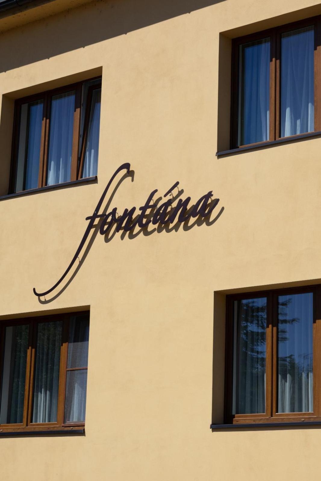 Pension Fontana Подебрады Экстерьер фото